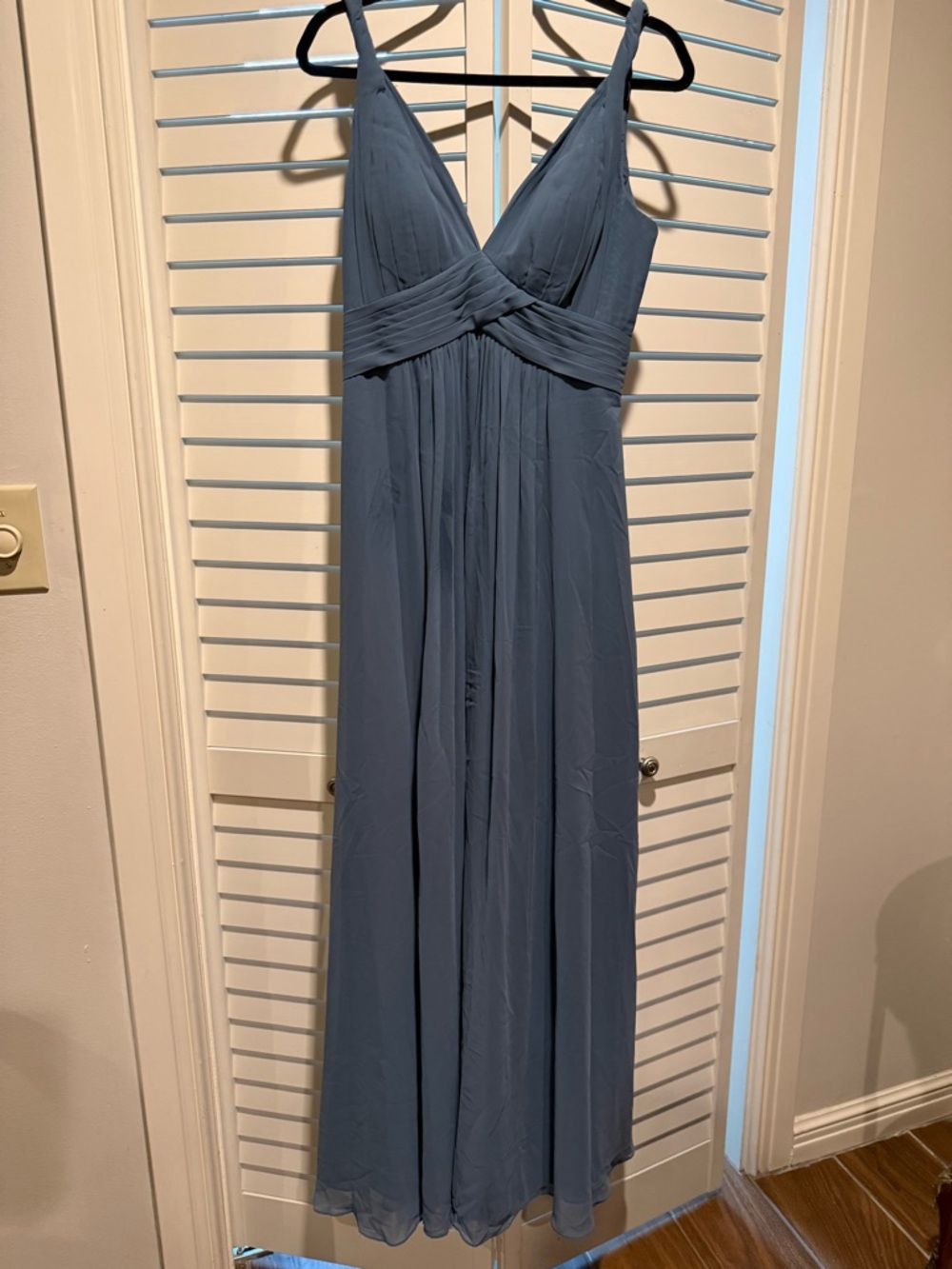 Classic V-Neck Blue Maxi Dress - Women